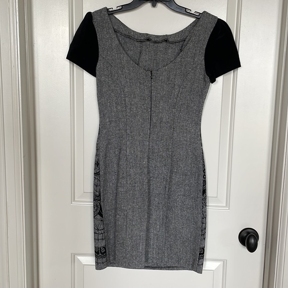 Explosion Dress - Picture 2 of 4